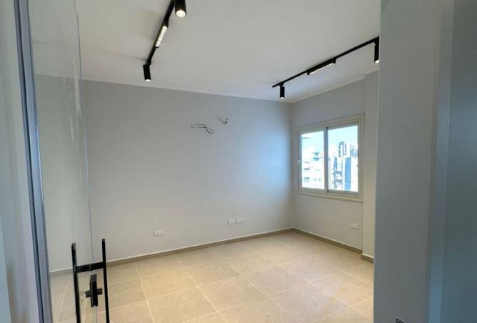 58741560 - صورة العقار 2