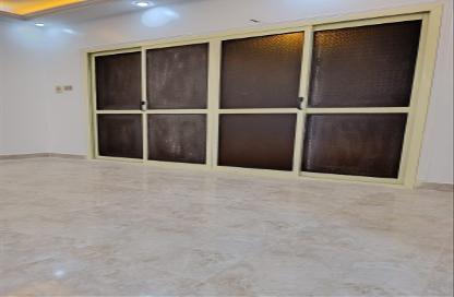 Office Space - Studio - 4 Bathrooms for rent in Al Agouza - Giza