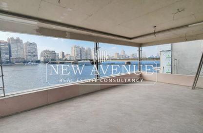 Retail - Studio - 2 Bathrooms for rent in Cornish El Nile St. - Maadi - Hay El Maadi - Cairo