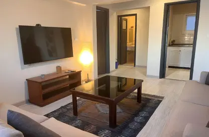 Apartment - 2 Bedrooms - 2 Bathrooms for rent in Maadi - Hay El Maadi - Cairo