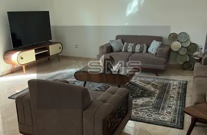 Apartment - 3 Bedrooms - 2 Bathrooms for rent in Al Shaimaa St. - Area F - Ganoob El Acadimia - New Cairo City - Cairo