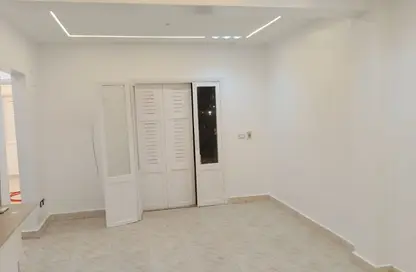 Apartment - 2 Bedrooms - 1 Bathroom for sale in Tabarak - Zahraa El Maadi - Hay El Maadi - Cairo Apartment - 2 Bedrooms - 1 Bathroom for sale in Tabarak - Zahraa El Maadi - Hay El Maadi - Cairo