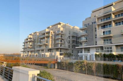 Apartment - 3 Bedrooms - 2 Bathrooms for sale in Mountain View iCity - 5th Settlement Compounds - The 5th Settlement - New Cairo City - Cairo