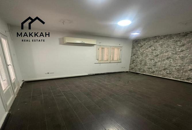 53226913 - Property Main Image