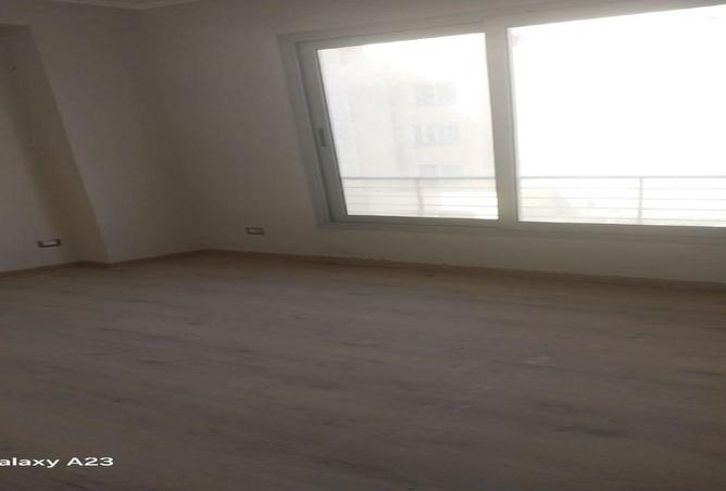 53734523 - صورة العقار 3