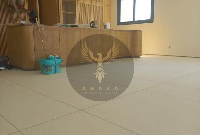 8595978 - Property Image 2