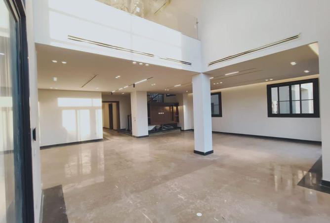 8594271 - Property Image 3