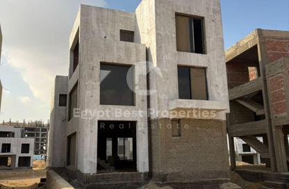 Villa - 5 Bedrooms - 4 Bathrooms for sale in Stei8ht - The 1st Settlement - New Cairo City - Cairo