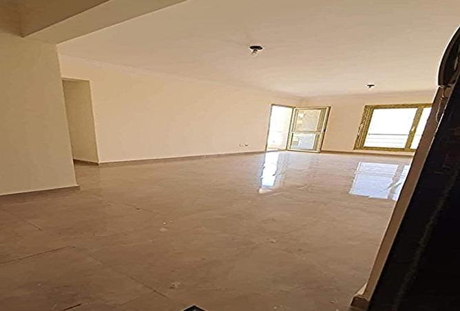 69303900 - Property Image 3