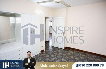 Apartment - 2 Bedrooms - 1 Bathroom for sale in 14th of May Bridge - Smouha - Hay Sharq - Alexandria