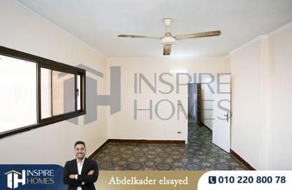 Apartment - 2 Bedrooms - 1 Bathroom for sale in 14th of May Bridge - Smouha - Hay Sharq - Alexandria