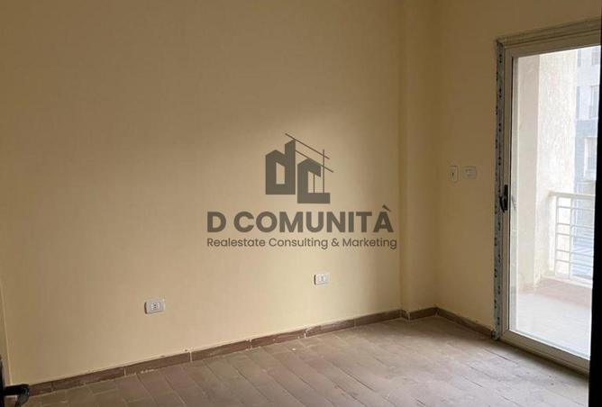 8687741 - Property Image 2