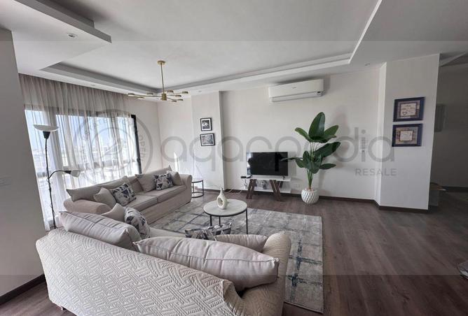 64129805 - Property Image 2
