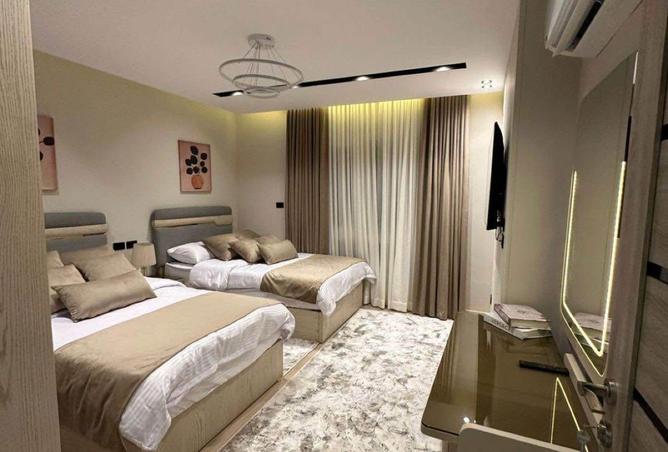 8690011 - Property Image 3