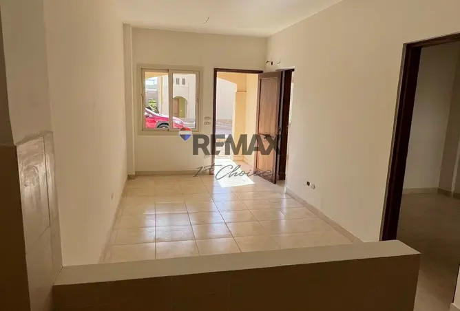 102901434 - Property Image 2