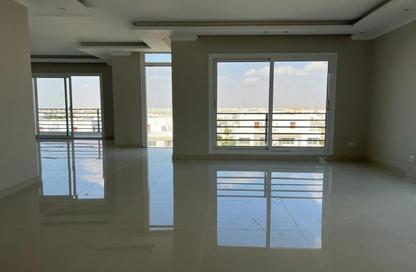 Apartment - 3 Bedrooms - 3 Bathrooms for rent in Hyde Park - New Cairo City - Cairo