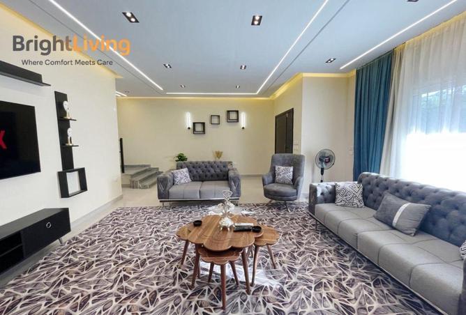 68258703 - Property Image 3