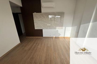 Apartment - 3 Bedrooms - 2 Bathrooms for rent in Moon Residences - Fifth Square - The 5th Settlement - New Cairo City - Cairo