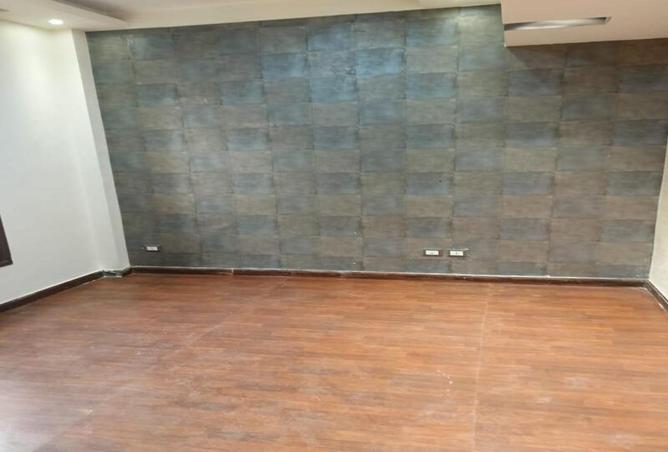 8593020 - Property Image 3