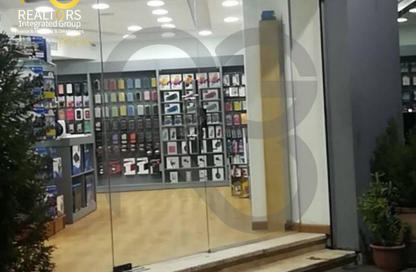 محل تجاري - استوديو - 2 حمامات للبيع في المهندسين - الجيزة