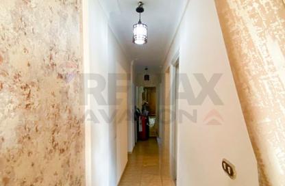 Apartment - 2 Bedrooms - 1 Bathroom for sale in Al Wathiq St. - Ibrahimia - Hay Wasat - Alexandria