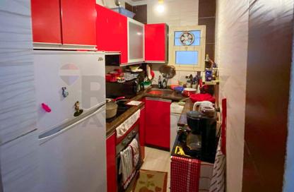 Apartment - 2 Bedrooms - 1 Bathroom for sale in Al Wathiq St. - Ibrahimia - Hay Wasat - Alexandria