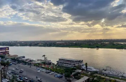 Apartment - 3 Bedrooms - 3 Bathrooms for sale in Cornish El Nile St. - Maadi - Hay El Maadi - Cairo