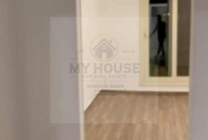 54504727 - Property Image 3