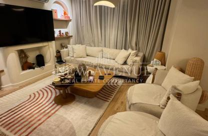 Apartment - 2 - 3 for sale in Stone Residence - 5th Settlement Compounds - The 5th Settlement - New Cairo City - Cairo