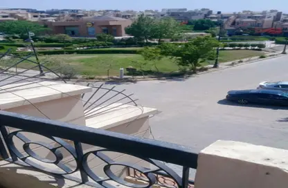 فيلا - 4 غرف نوم - 4 حمامات للبيع في جولدن جيتس - الهضبة الوسطي - المقطم - القاهرة