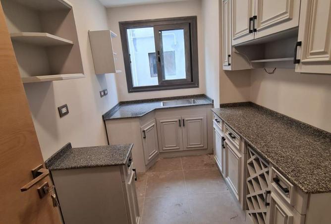73761849 - Property Image 2