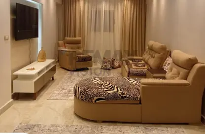 Apartment - 3 Bedrooms - 2 Bathrooms for sale in Abou Kabir St. - Camp Chezar - Hay Wasat - Alexandria