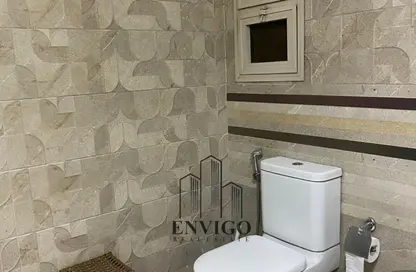 Apartment - 3 Bedrooms - 2 Bathrooms for sale in Abbas Al Akkad St. - 1st Zone - Nasr City - Cairo