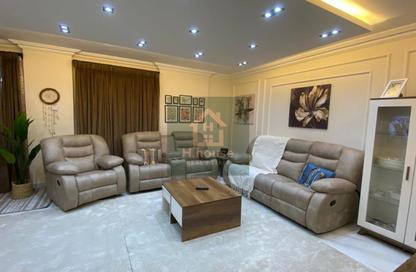 Apartment - 3 Bedrooms - 2 Bathrooms for rent in El Rehab Extension - Al Rehab - New Cairo City - Cairo