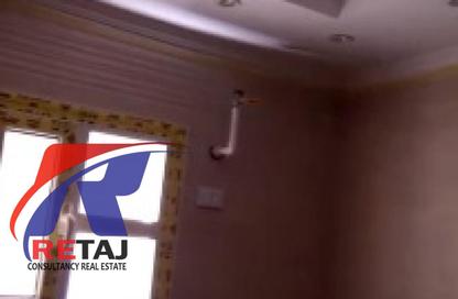 Apartment - 3 Bedrooms - 2 Bathrooms for rent in Moez Al Dawla St. - 6th Zone - Nasr City - Cairo