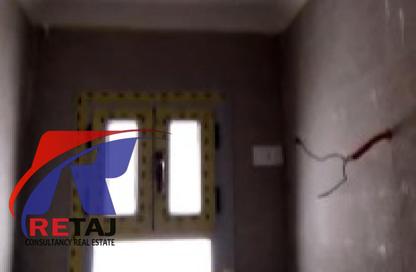 Apartment - 3 Bedrooms - 2 Bathrooms for rent in Moez Al Dawla St. - 6th Zone - Nasr City - Cairo