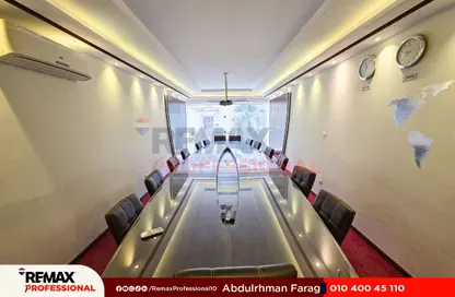 Office Space - 3 Bedrooms - 1 Bathroom for sale in Abdel Salam Aref St. - Laurent - Hay Sharq - Alexandria
