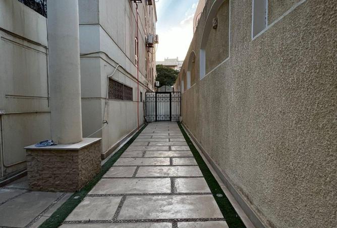 90720136 - Property Image 3