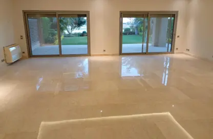 فيلا - 4 غرف نوم - 4 حمامات للايجار في جولف فيوز - طريق مصر اسكندرية الصحراوي - مدينة 6 أكتوبر - الجيزة