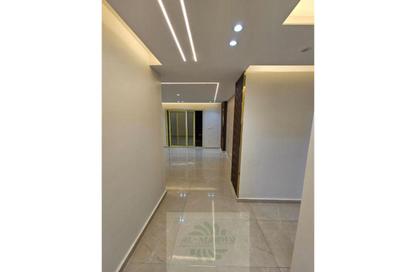 Apartment - 3 Bedrooms - 2 Bathrooms for sale in Al Khamayel city - Sheikh Zayed Compounds - Sheikh Zayed City - Giza