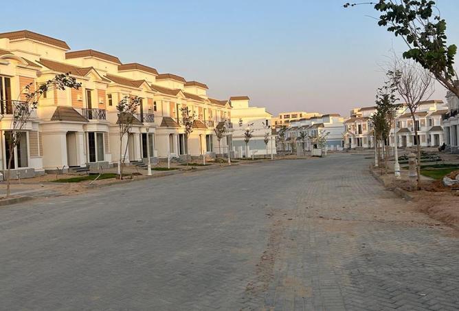 97718649 - Property Image 2