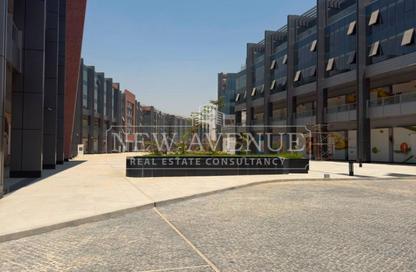 Retail - Studio - 2 Bathrooms for rent in Three Sixty - 5th Settlement Compounds - The 5th Settlement - New Cairo City - Cairo