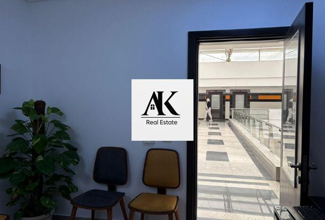 8570330 - Property Image 3