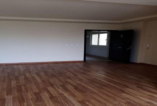 64143383 - Property Image 3