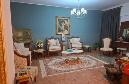 شقة - 3 غرف نوم - 1 حمام للبيع في شارع عمارات رابعه - ارض الجولف - مصر الجديدة - القاهرة