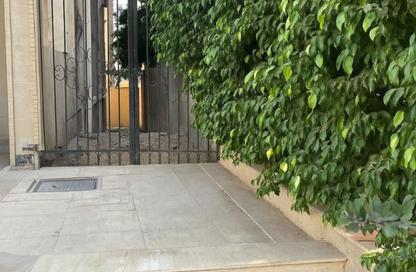 Duplex - 4 Bedrooms - 3 Bathrooms for sale in North Teseen St. - The 5th Settlement - New Cairo City - Cairo