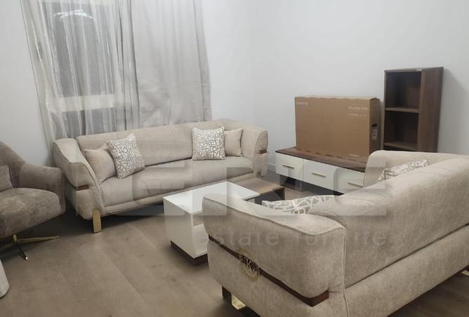 83672429 - Property Image 2