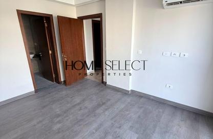 Apartment - 2 - 2 for sale in Zed West - Sheikh Zayed Compounds - Sheikh Zayed City - Giza