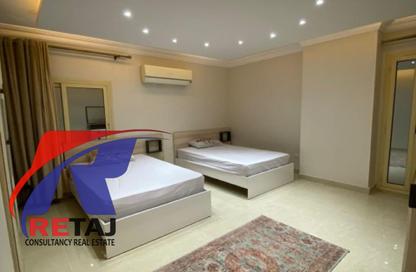 Apartment - 3 Bedrooms - 3 Bathrooms for rent in Mohamed Hassanein Heikal St. - 6th Zone - Nasr City - Cairo