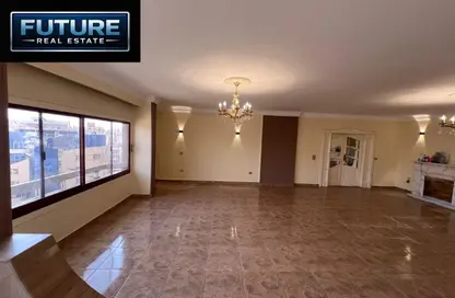 شقة - 4 غرف نوم - 2 حمامات للايجار في حي المعادي - القاهرة